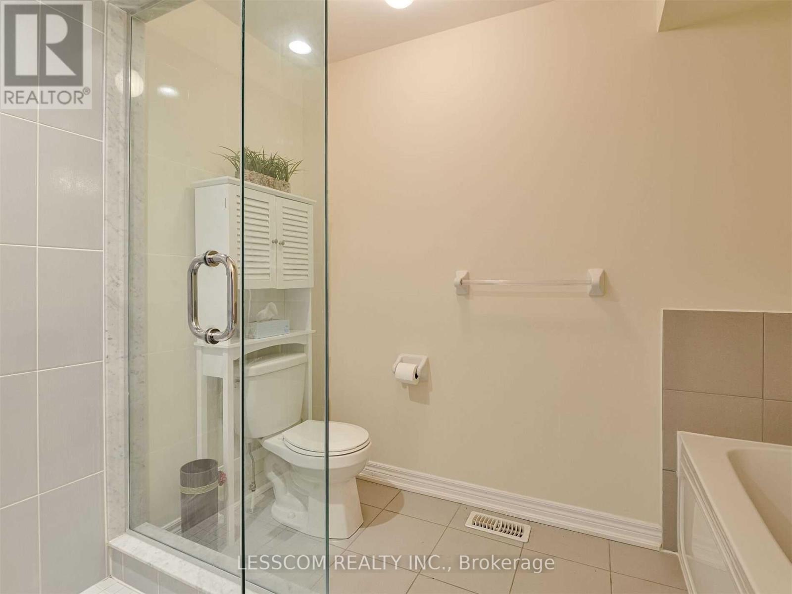 38 - 57 Muzzo Drive, Brampton, Ontario  L6R 3W9 - Photo 15 - W12308074