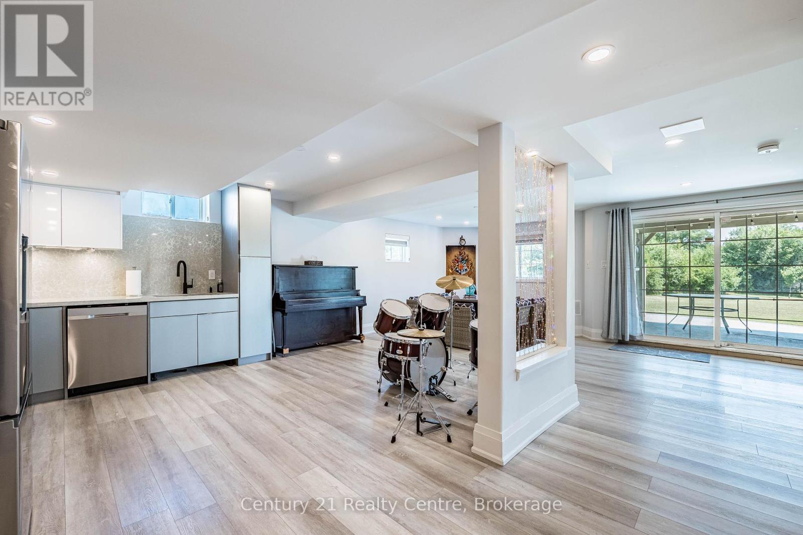 26 Catchfly Crescent, Brampton (Vales Of Castlemore), Ontario  L6P 2H8 - Photo 43 - W12313765