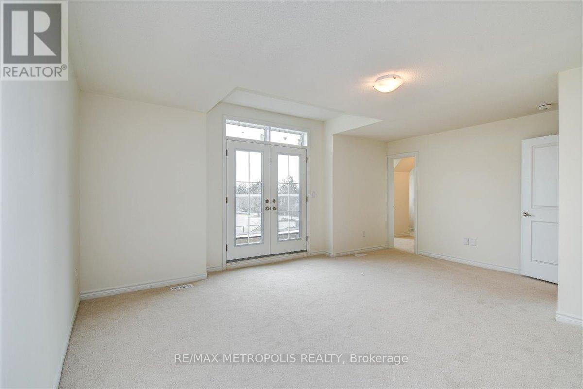 78 Hillcroft Way, Kawartha Lakes, Ontario  K0M 1A0 - Photo 22 - X12313800
