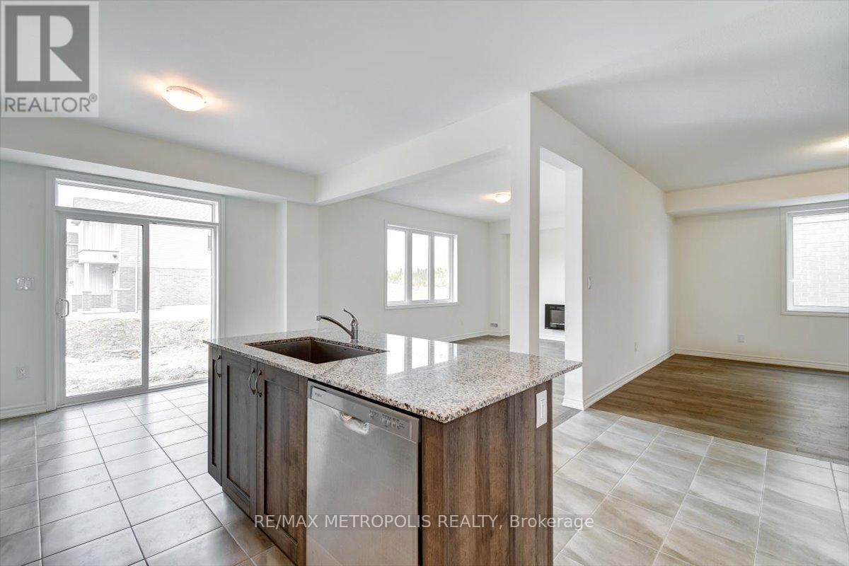 78 Hillcroft Way, Kawartha Lakes, Ontario  K0M 1A0 - Photo 9 - X12313800