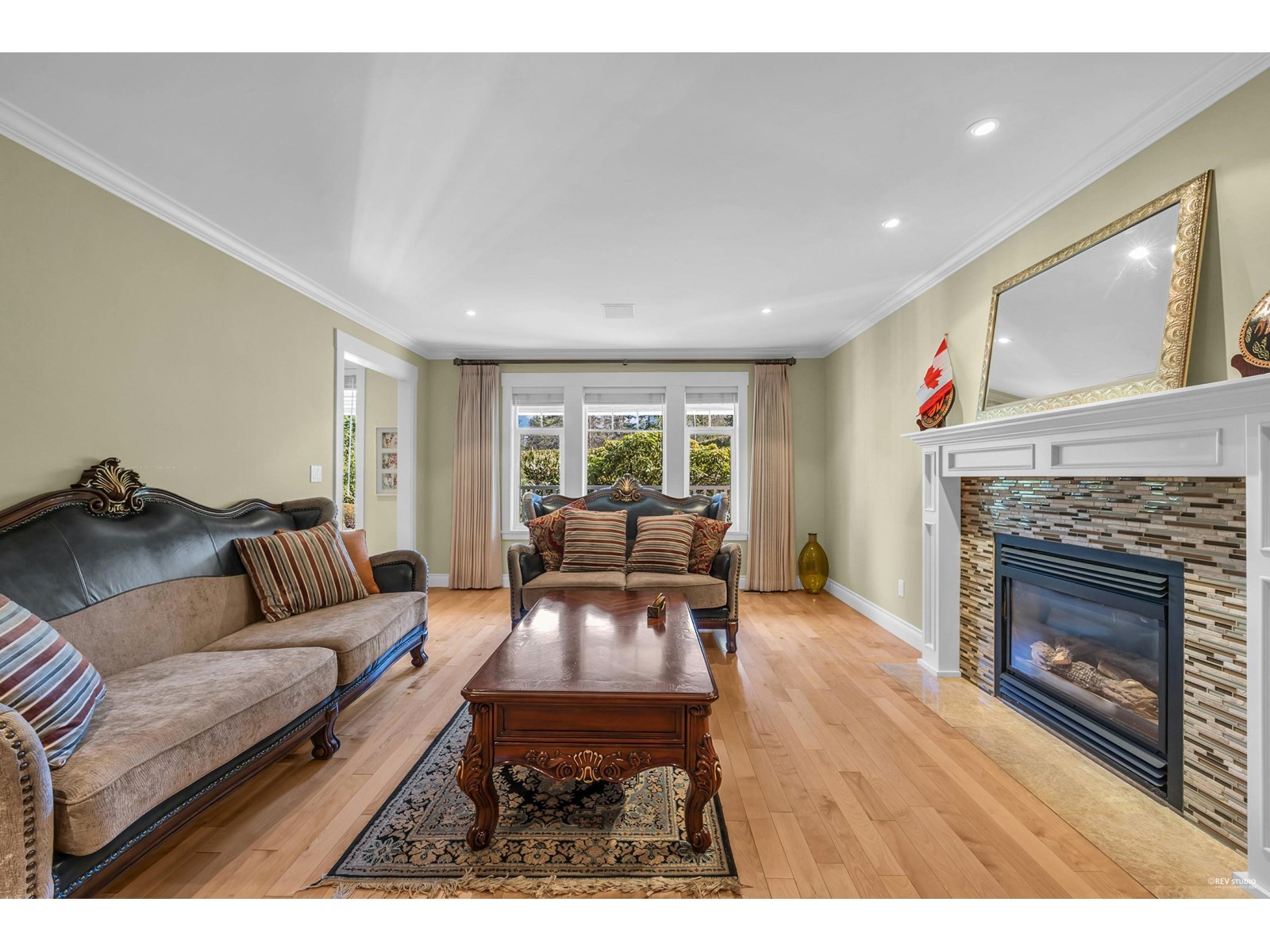 Property at 17377 28A AVENUE image 5