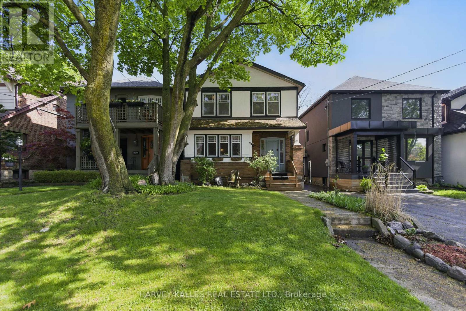 Property at 24 YONGE BOULEVARD image 2