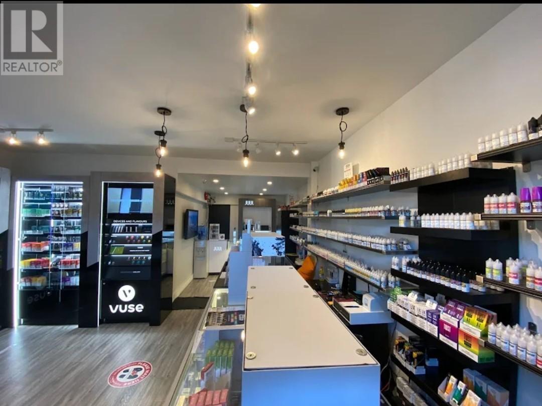 1808 W Broadway, Vancouver, British Columbia  V6J 1Y9 - Photo 3 - C8071092