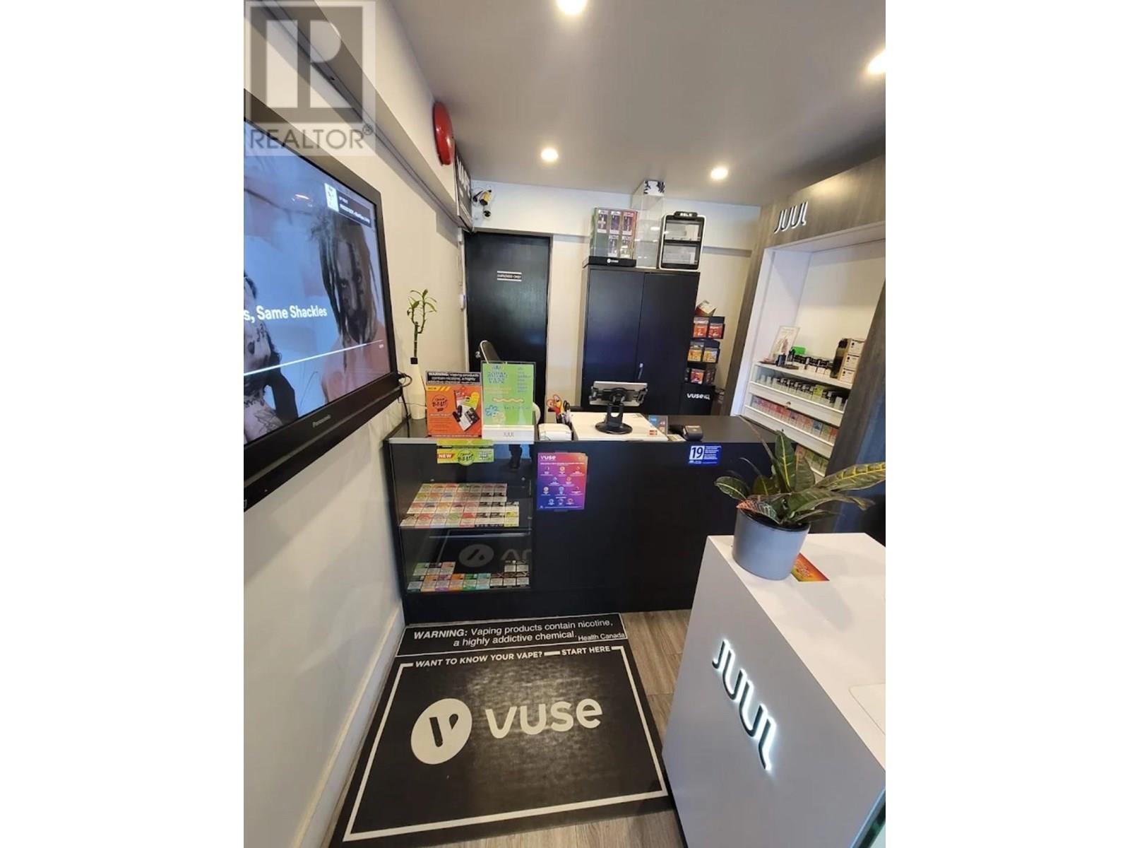 1808 W Broadway, Vancouver, British Columbia  V6J 1Y9 - Photo 2 - C8071092