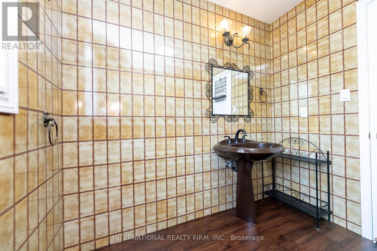 17 Southview Drive, Vaughan, Ontario  L4K 2K8 - Photo 29 - N12313895