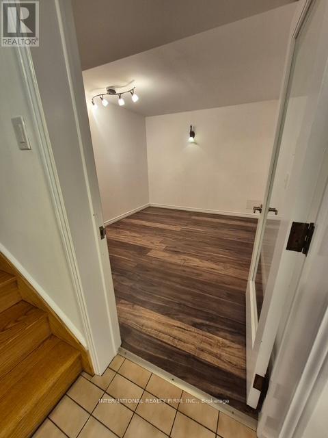 17 Southview Drive, Vaughan, Ontario  L4K 2K8 - Photo 32 - N12313895