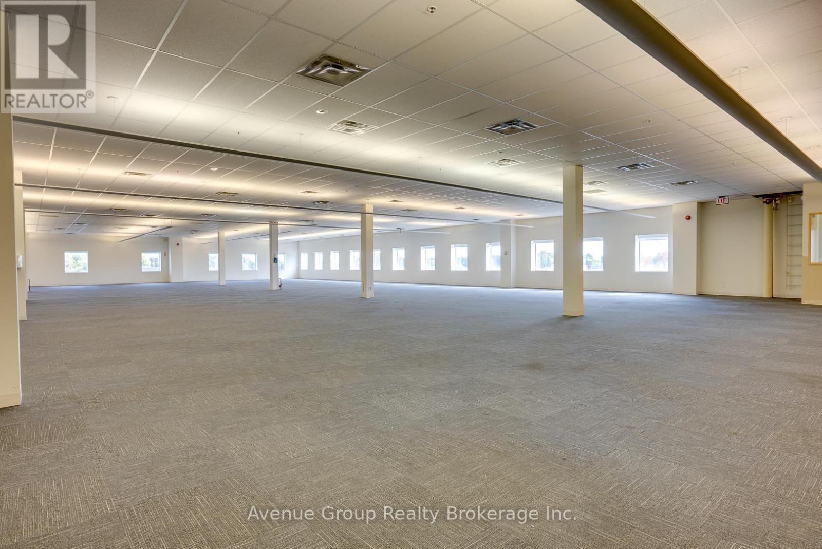 203 - 320 Bayfield Street, Barrie (Bayfield), Ontario  L4M 3C1 - Photo 4 - S12313815