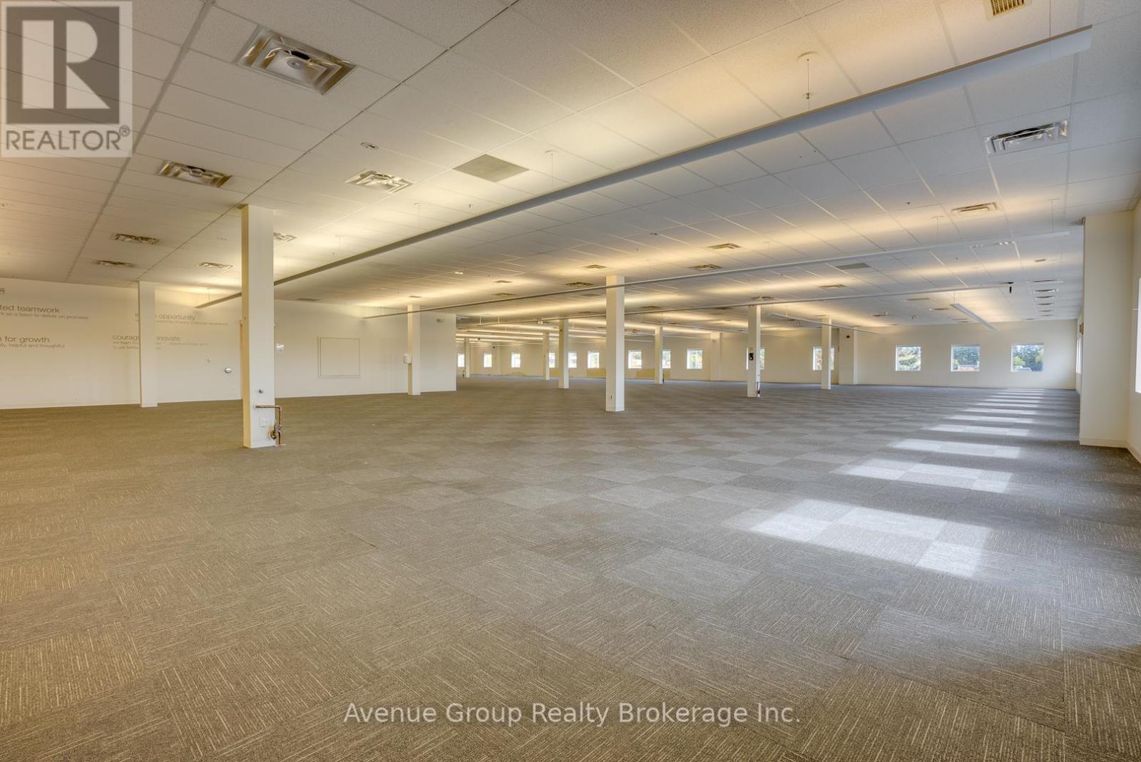 203 - 320 Bayfield Street, Barrie (Bayfield), Ontario  L4M 3C1 - Photo 6 - S12313815