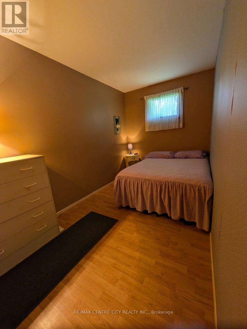 8611 -8615 Furnival Road, West Elgin, Ontario  N0L 2C0 - Photo 27 - X12291201