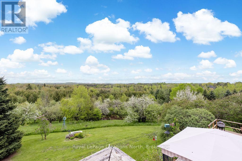 38 Old Carriage Road, East Garafraxa, Ontario  L9W 6B2 - Photo 23 - X12313930