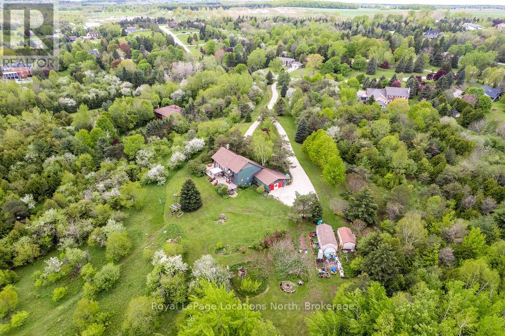 38 Old Carriage Road, East Garafraxa, Ontario  L9W 6B2 - Photo 45 - X12313930