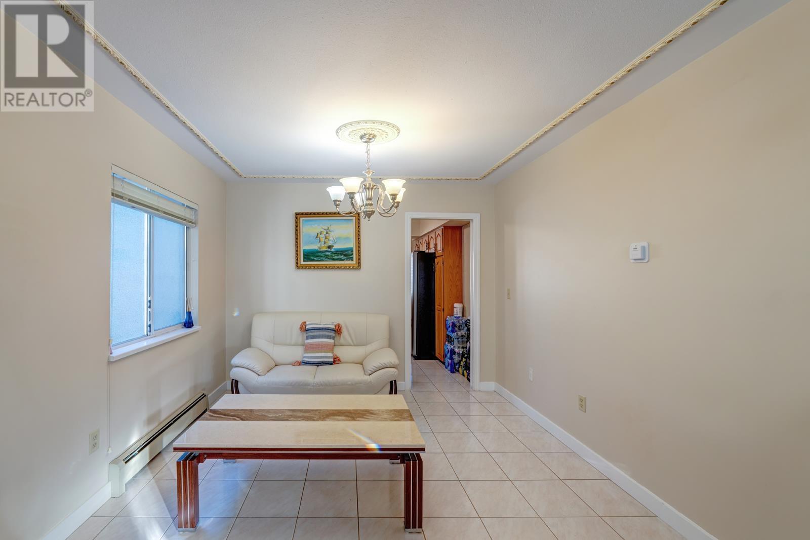 5036 Gladstone Street, Vancouver, British Columbia  V5P 4B9 - Photo 4 - R3031798