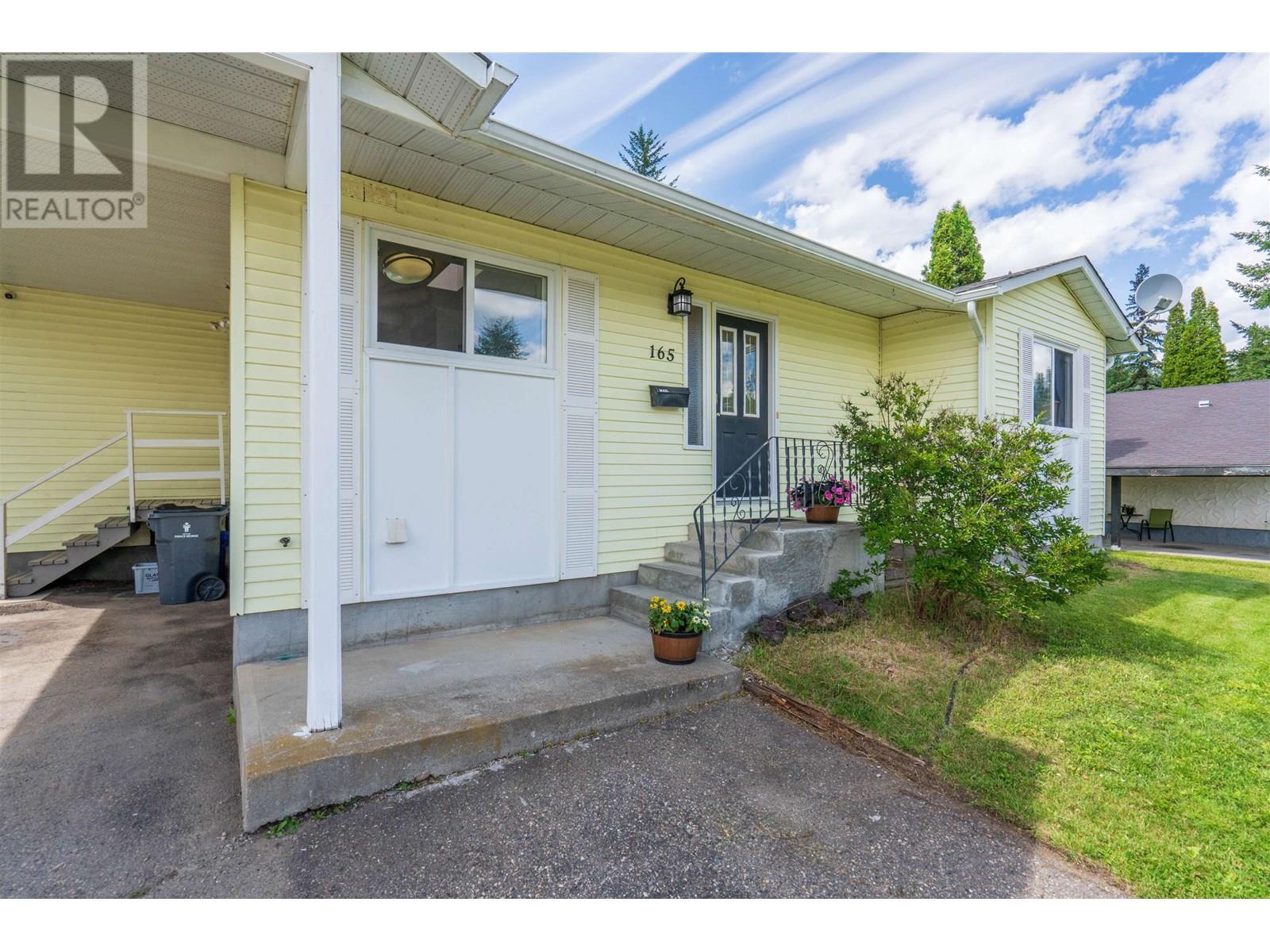 Property at 165 VAN SOMER STREET image 2