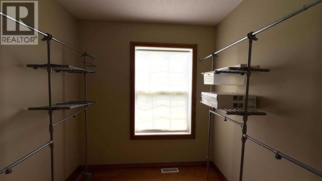 6 Cedar Crescent, M.d. Of, Alberta  T9W 1T2 - Photo 17 - A2242137