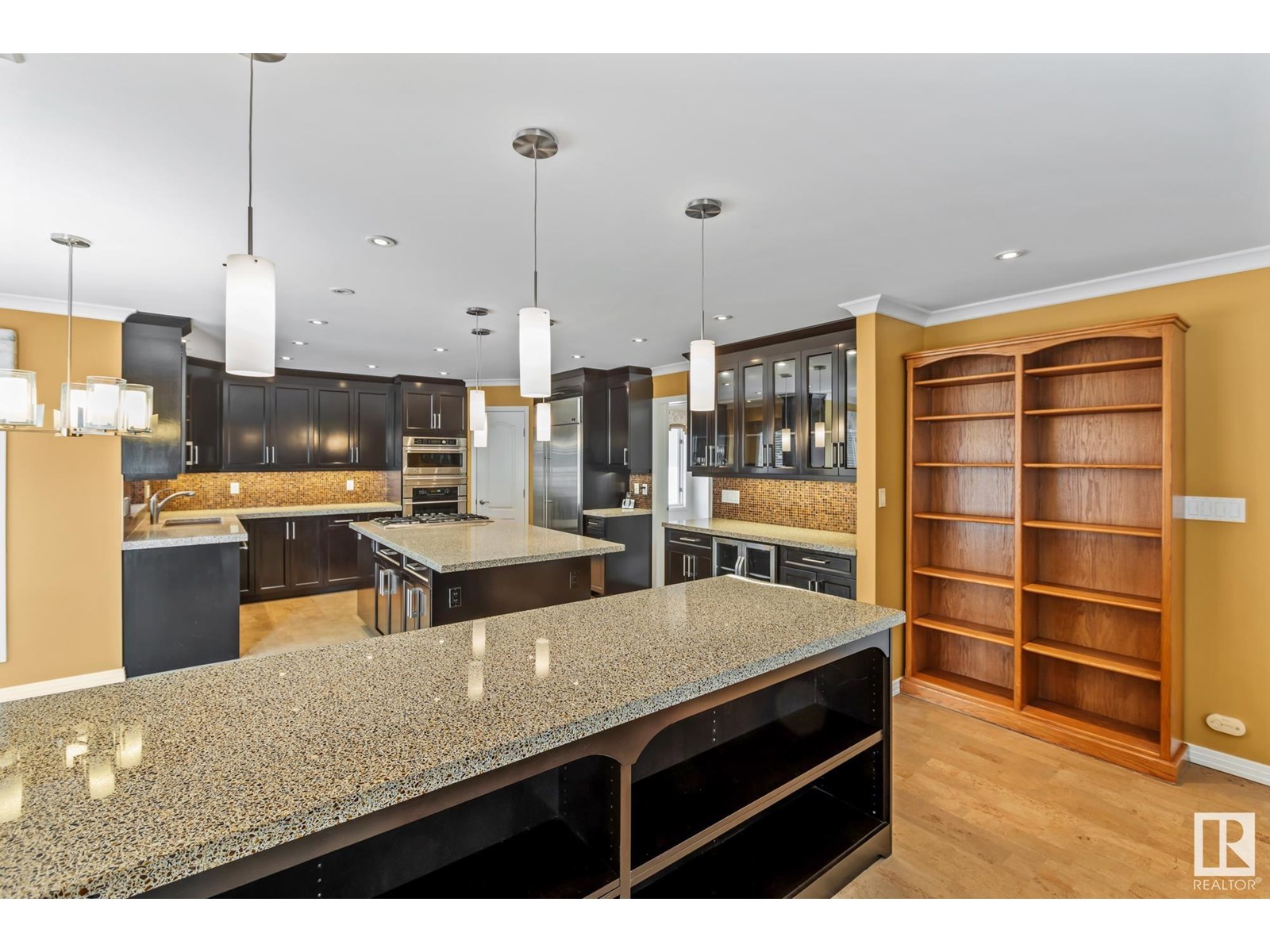 322 Burton Rd Nw, Edmonton, Alberta  T6R 2G7 - Photo 9 - E4449918