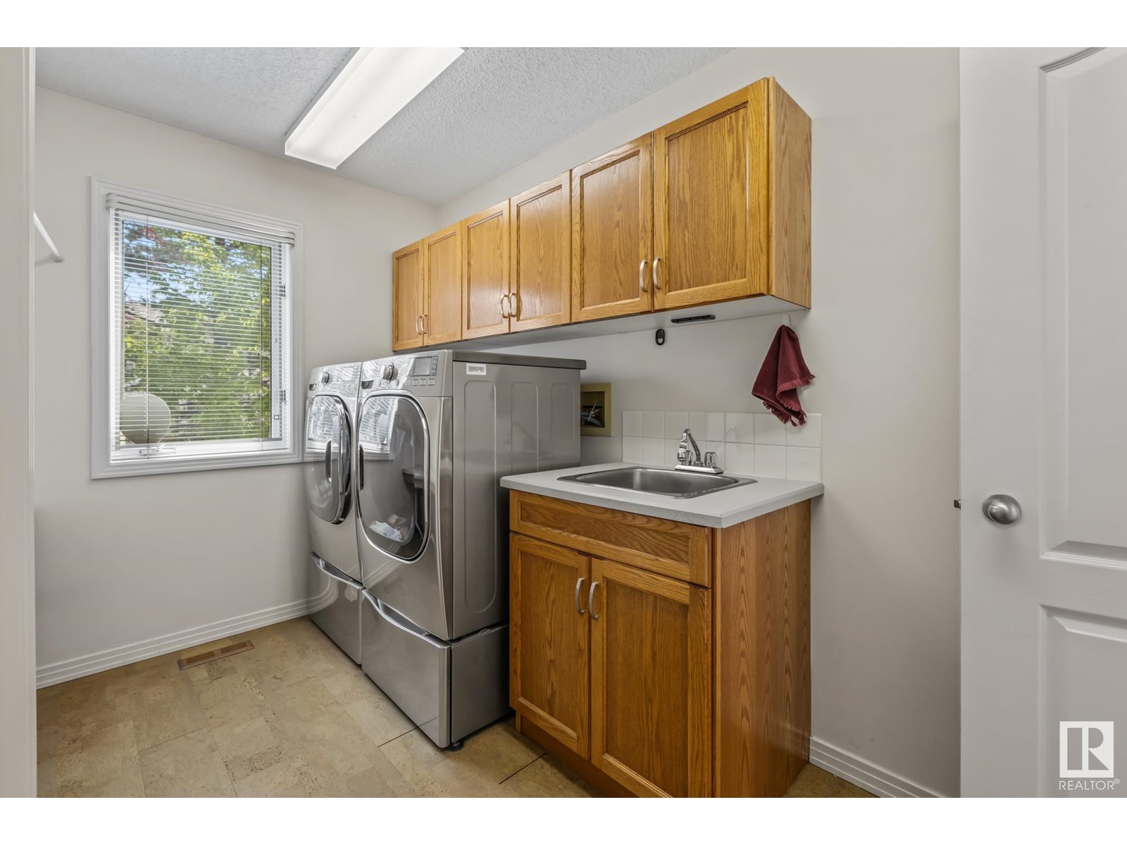 322 Burton Rd Nw, Edmonton, Alberta  T6R 2G7 - Photo 24 - E4449918
