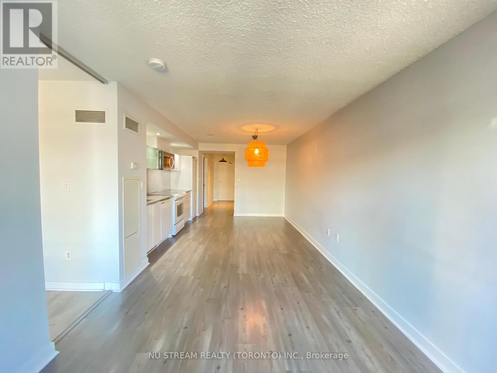 1508 - 4k Spadina Avenue, Toronto, Ontario  M5V 3Y9 - Photo 4 - C12313951