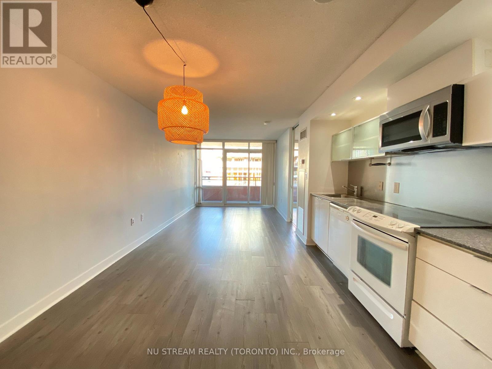 1508 - 4k Spadina Avenue, Toronto, Ontario  M5V 3Y9 - Photo 5 - C12313951