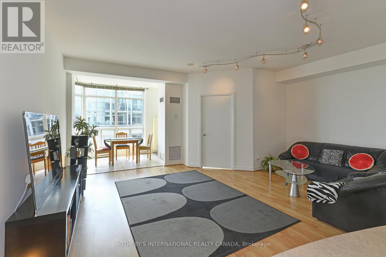 Sp10 - 600 Queens Quay W, Toronto, Ontario  M5V 3M3 - Photo 2 - C12313957