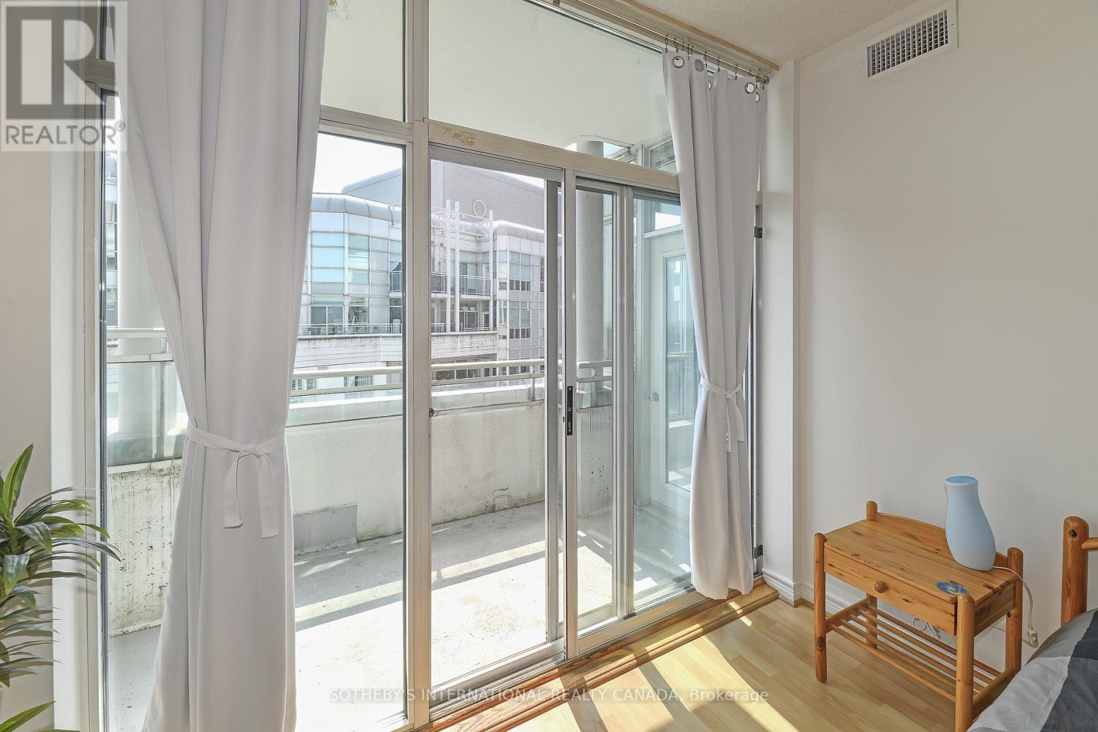 Sp10 - 600 Queens Quay W, Toronto, Ontario  M5V 3M3 - Photo 8 - C12313957