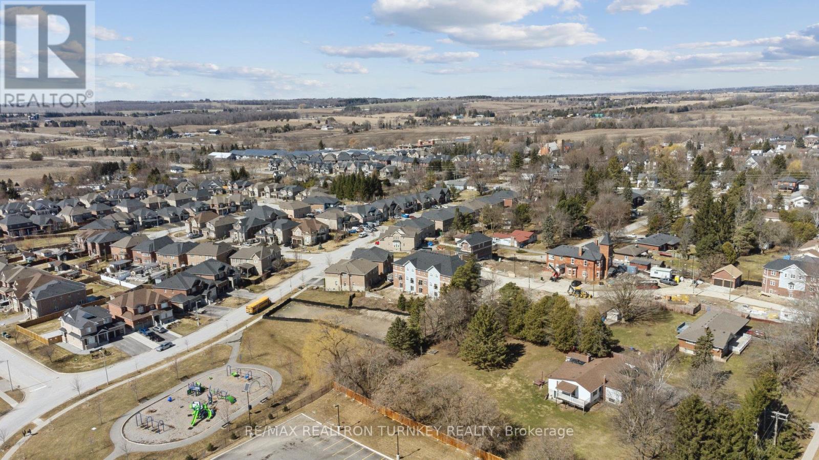 15 Ravenscraig Place, Innisfil (Cookstown), Ontario  L0L 1L0 - Photo 23 - N12313943