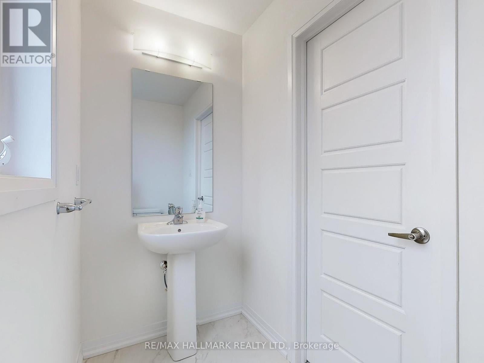 40 Velvet Way, Thorold, Ontario  L2V 0P3 - Photo 17 - X12313969
