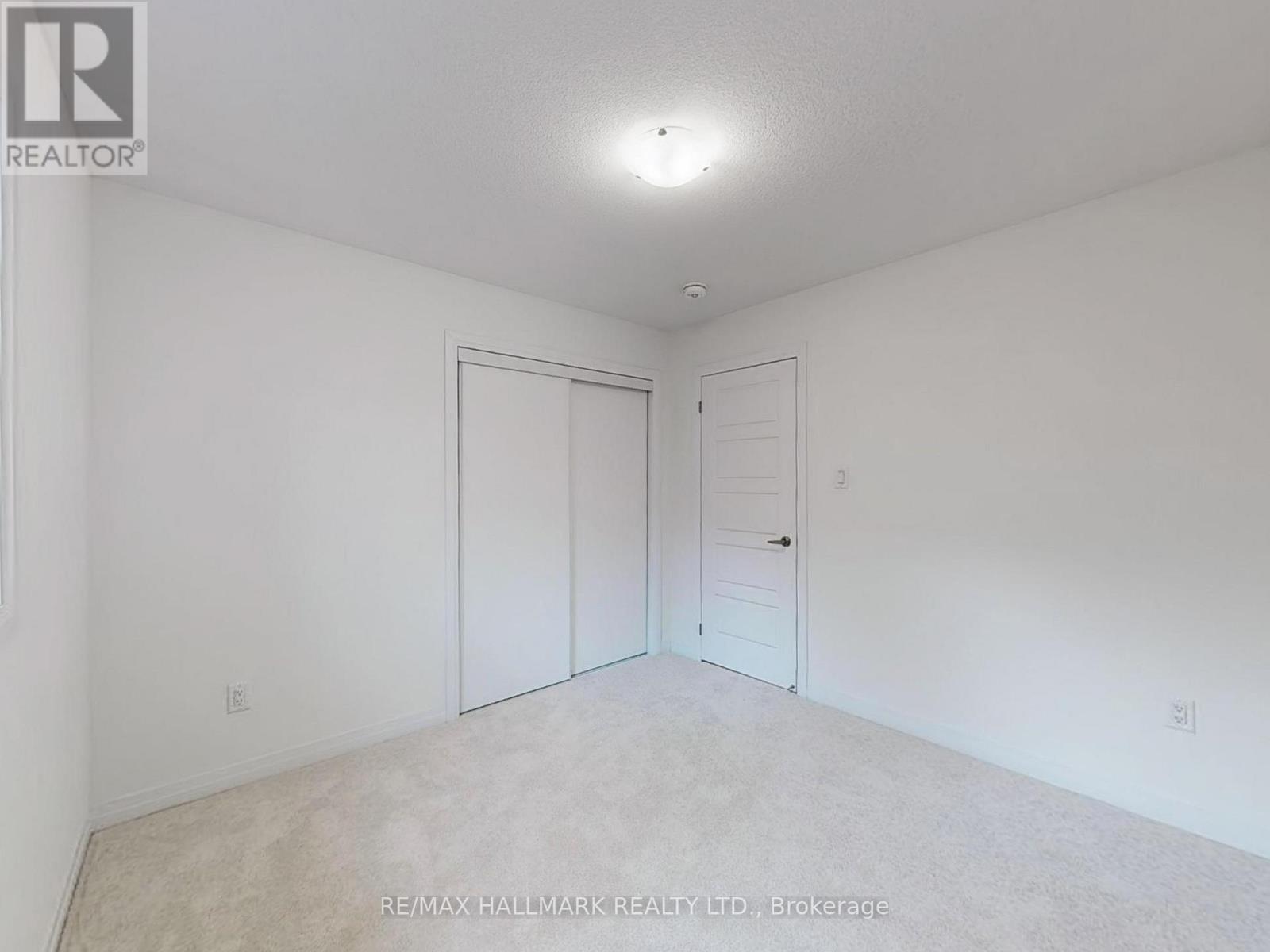 40 Velvet Way, Thorold, Ontario  L2V 0P3 - Photo 39 - X12313969
