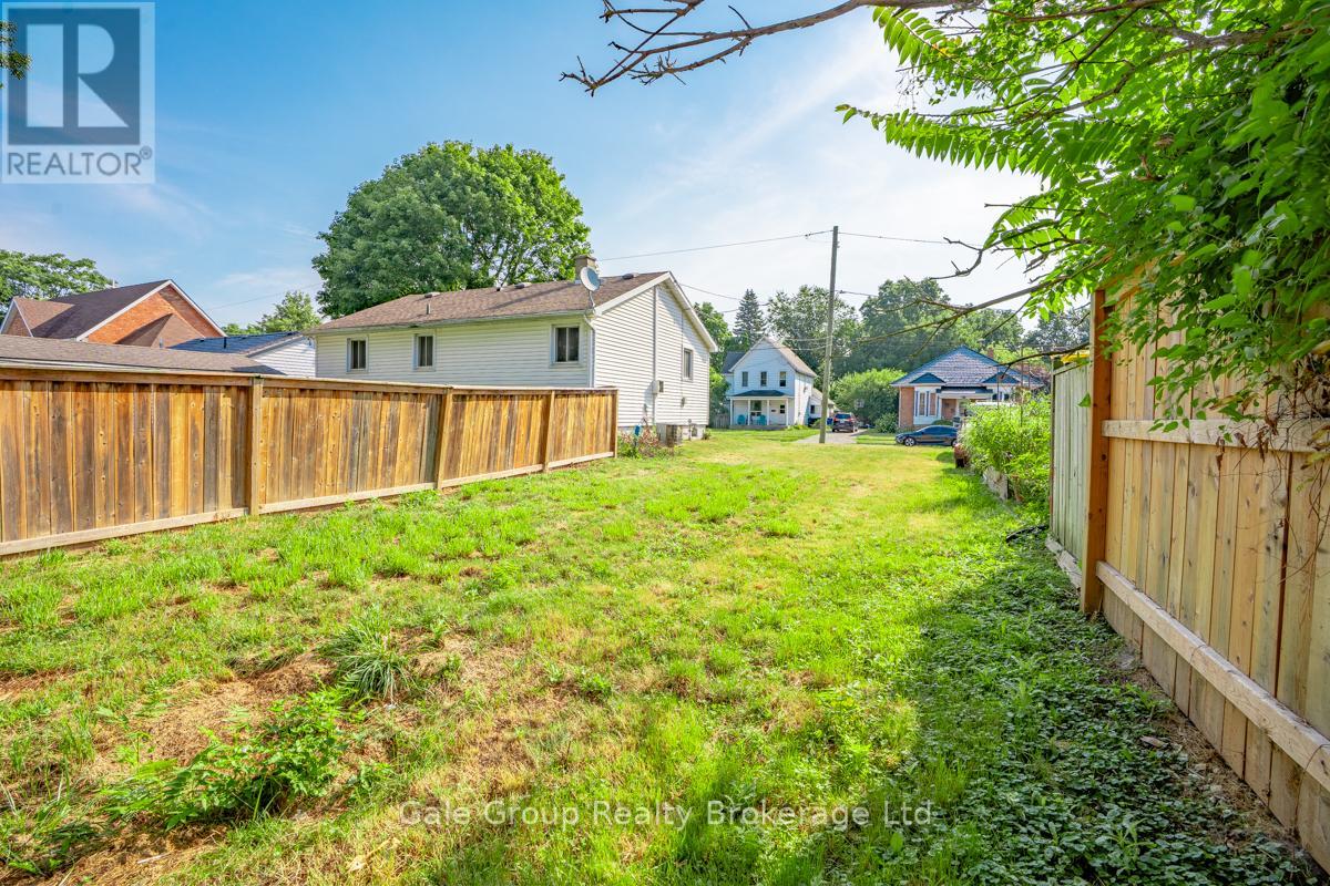 34 Prince Street S, Chatham-Kent (Chatham), Ontario  N7M 4N6 - Photo 6 - X12314001
