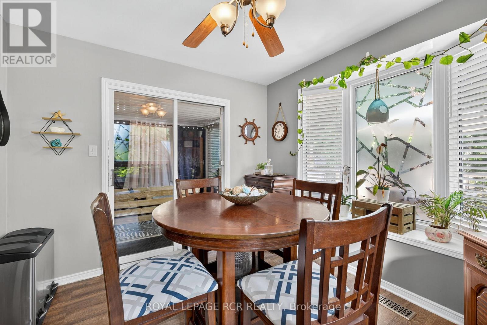 21 Crown Crescent, Bradford West Gwillimbury, Ontario  L3Z 2M7 - Photo 19 - N12314011