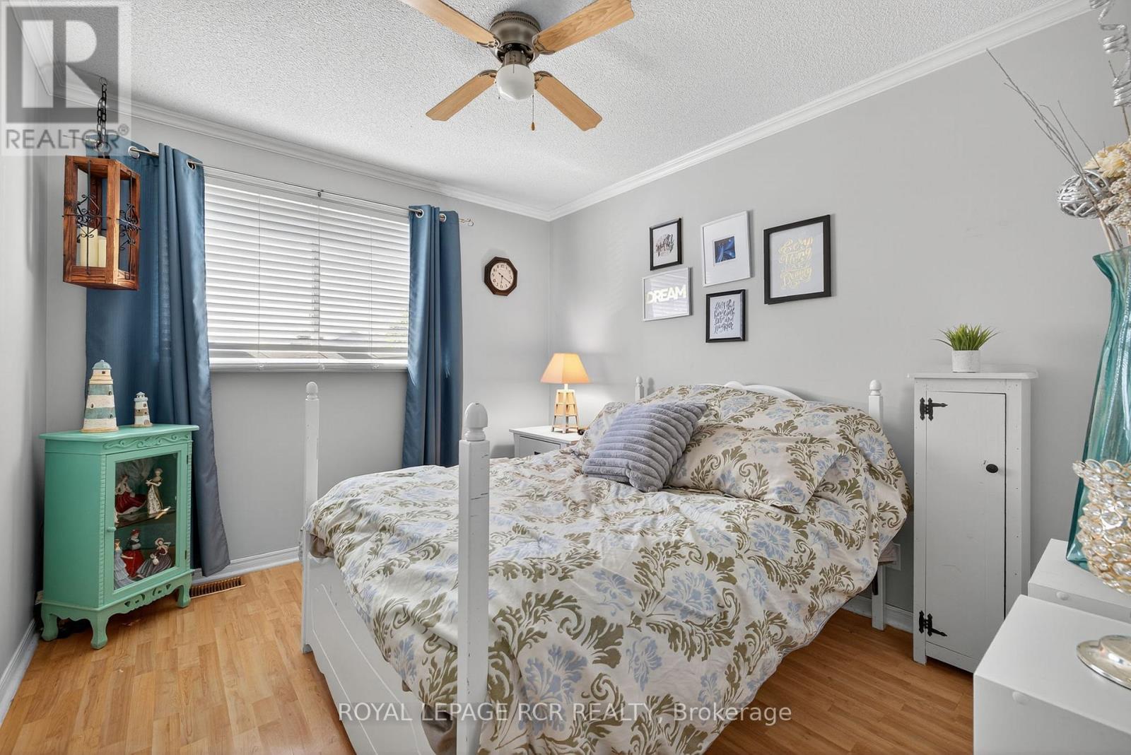 21 Crown Crescent, Bradford West Gwillimbury, Ontario  L3Z 2M7 - Photo 20 - N12314011
