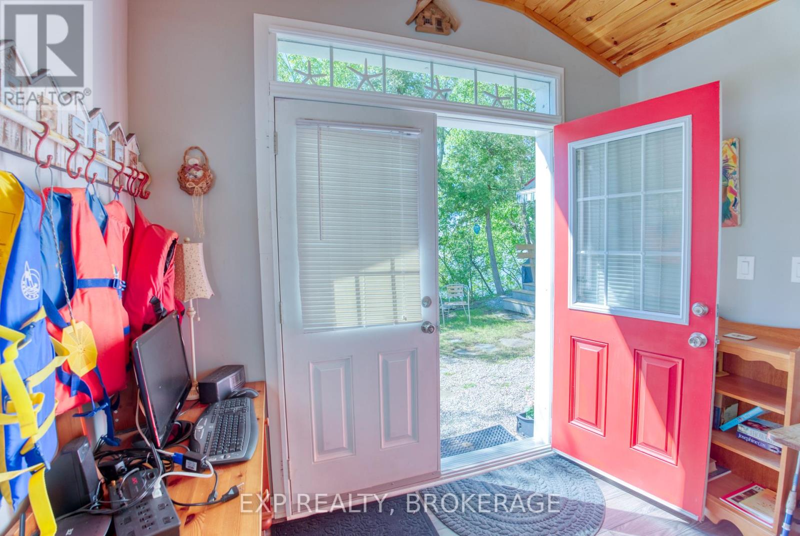 832 Sharbot Lake, Frontenac, Ontario  K0H 2E0 - Photo 30 - X12314065