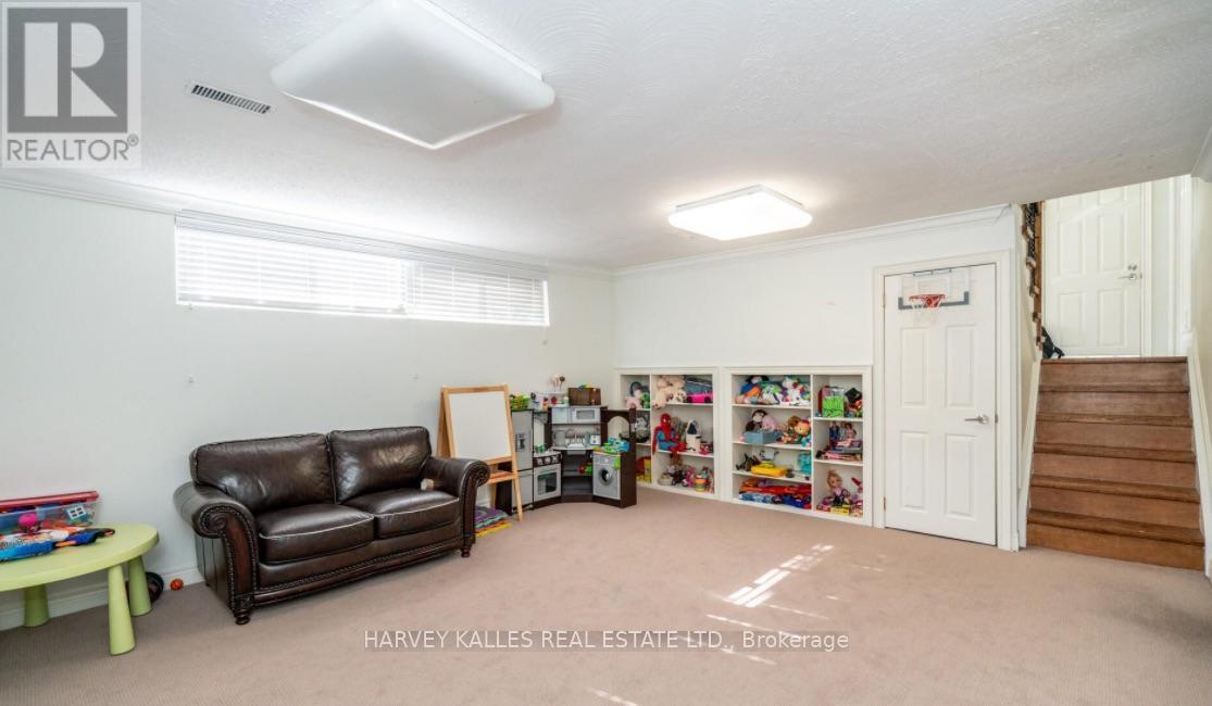 140 Wedgewood Drive, Toronto, Ontario  M2M 2H7 - Photo 16 - C12311149