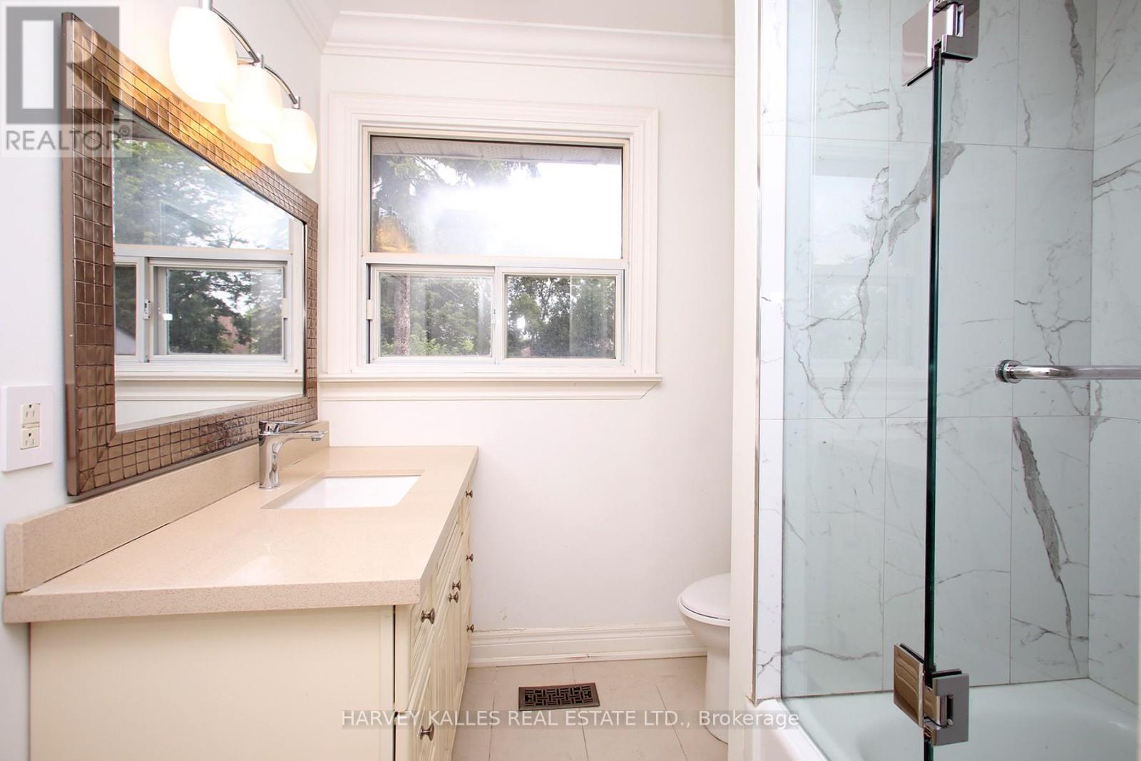 140 Wedgewood Drive, Toronto, Ontario  M2M 2H7 - Photo 23 - C12311149
