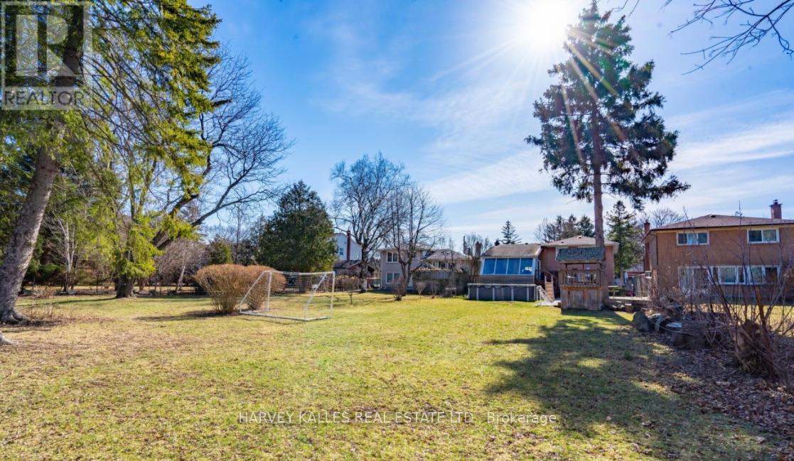 140 Wedgewood Drive, Toronto, Ontario  M2M 2H7 - Photo 26 - C12311149
