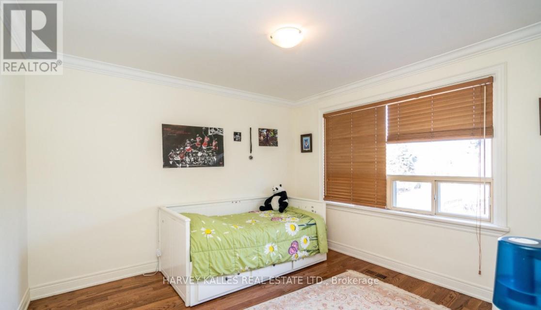 140 Wedgewood Drive, Toronto, Ontario  M2M 2H7 - Photo 24 - C12311149