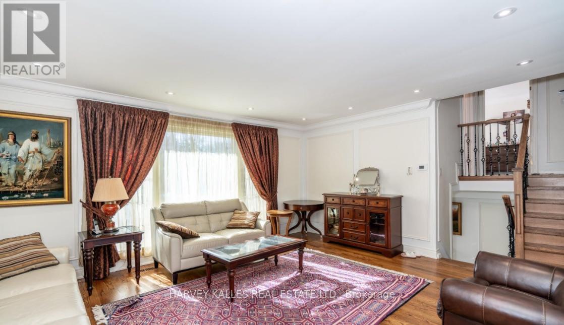 140 Wedgewood Drive, Toronto, Ontario  M2M 2H7 - Photo 8 - C12311149