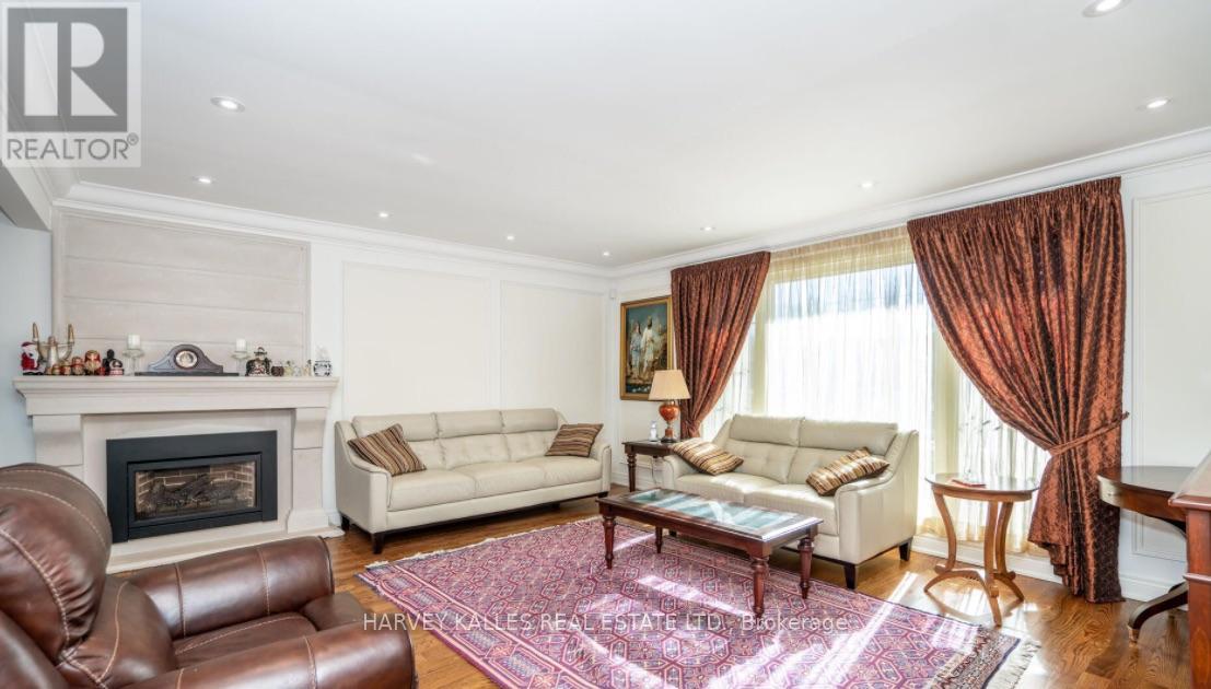 140 Wedgewood Drive, Toronto, Ontario  M2M 2H7 - Photo 9 - C12311149