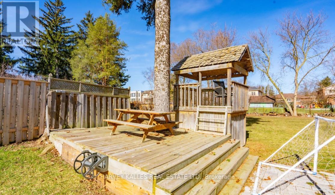 140 Wedgewood Drive, Toronto, Ontario  M2M 2H7 - Photo 27 - C12311149