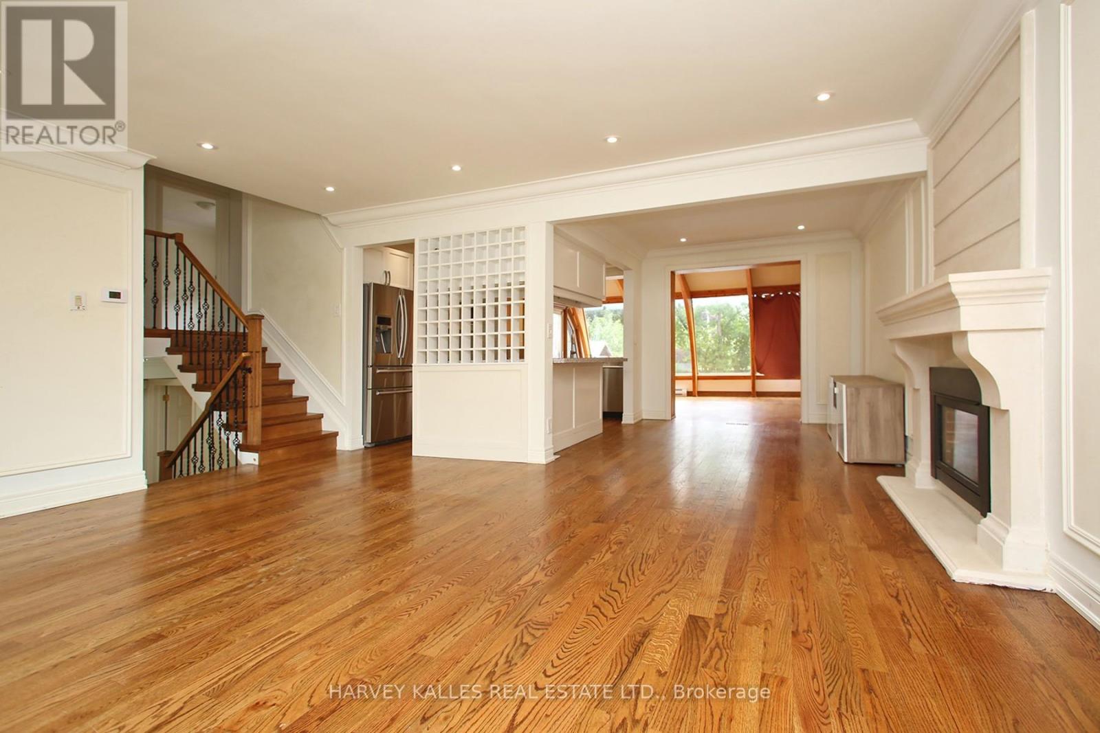 140 Wedgewood Drive, Toronto, Ontario  M2M 2H7 - Photo 6 - C12311149