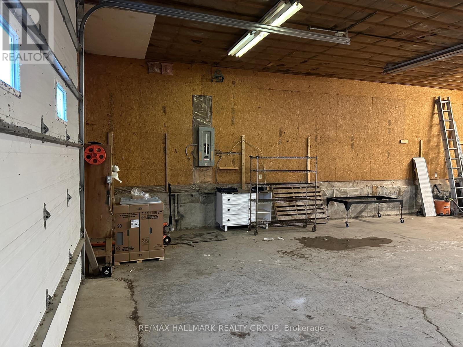 1093 Wall Road, Ottawa, Ontario  K4B 1H8 - Photo 7 - X12314028