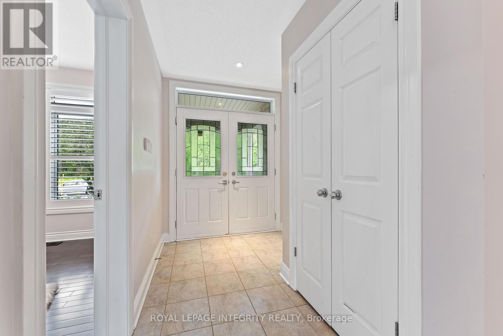 Property at 357 LANGRELL CRESCENT image 5