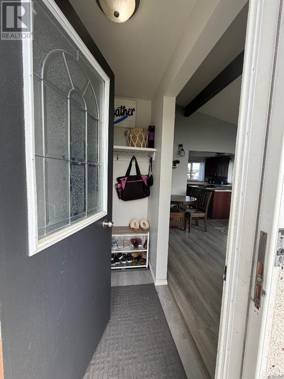 Property at 4732 54 Avenue image 3