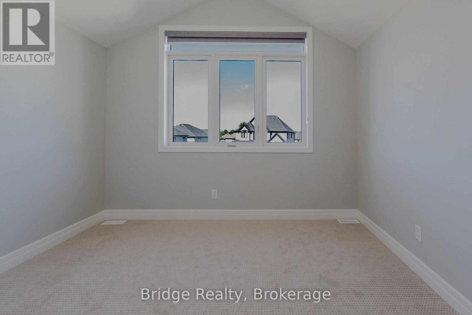 133 Birdie Court E, Woodstock, Ontario  N4T 0N3 - Photo 37 - X12311682