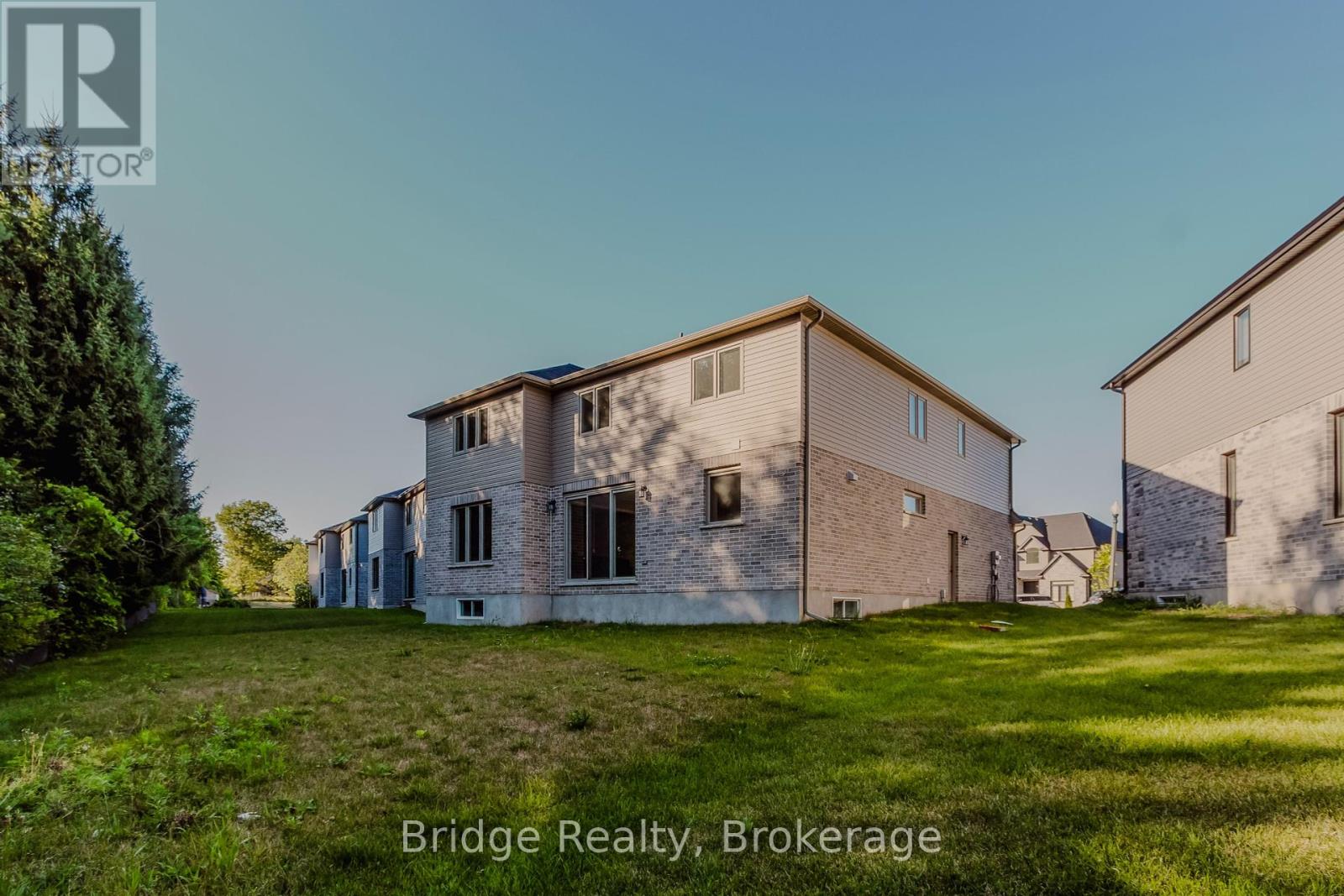 133 Birdie Court E, Woodstock, Ontario  N4T 0N3 - Photo 46 - X12311682