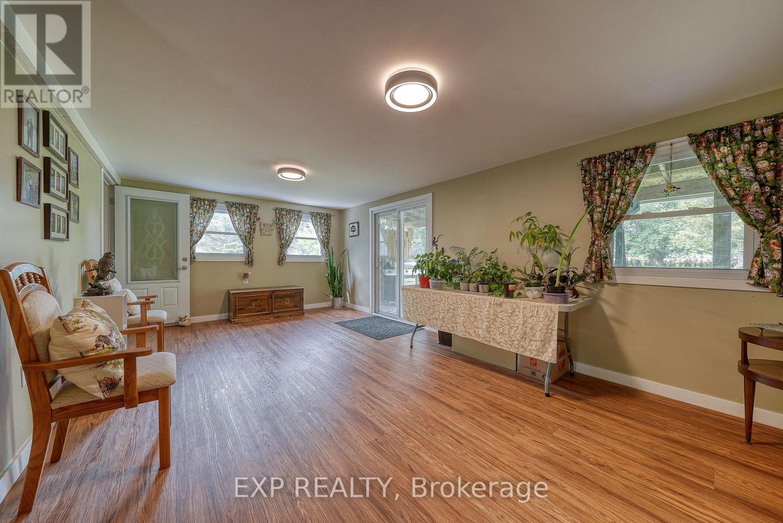 193 Centennial Avenue S, Central Elgin, Ontario  N5R 5B3 - Photo 18 - X12297842
