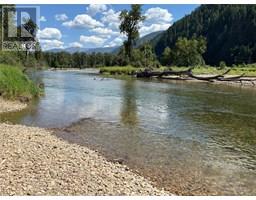 4421 Slocan River Road, winlaw, British Columbia