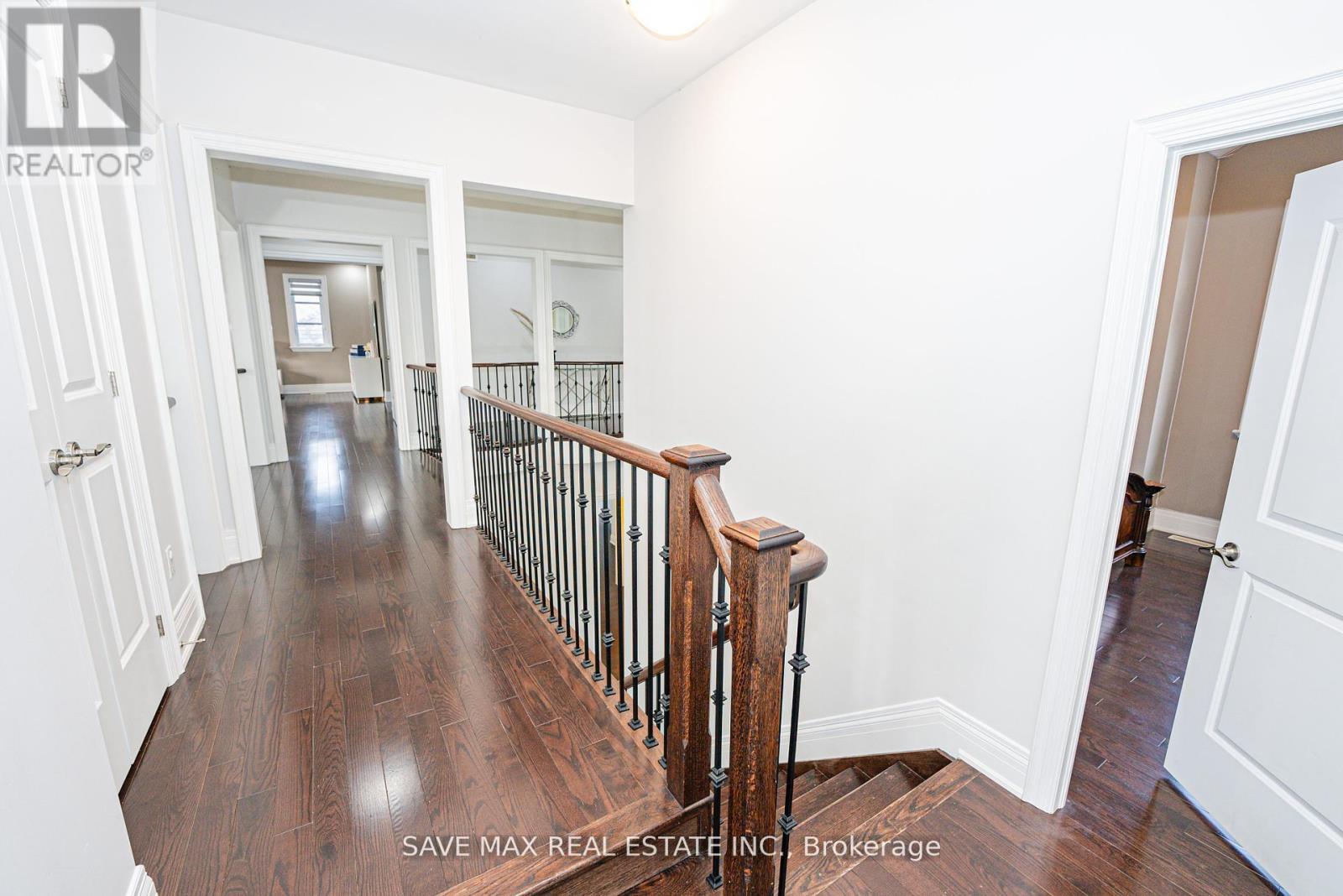 95 Sarracini Crescent, Vaughan, Ontario  L4L 3S9 - Photo 22 - N12314027