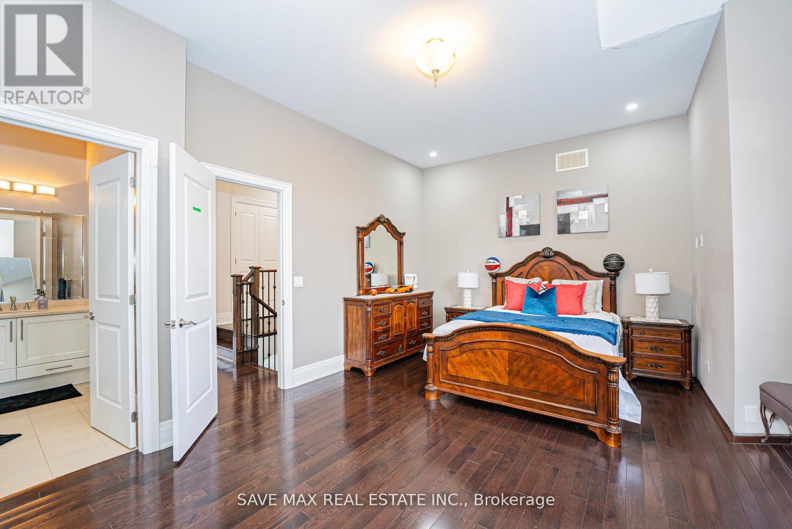 95 Sarracini Crescent, Vaughan, Ontario  L4L 3S9 - Photo 35 - N12314027