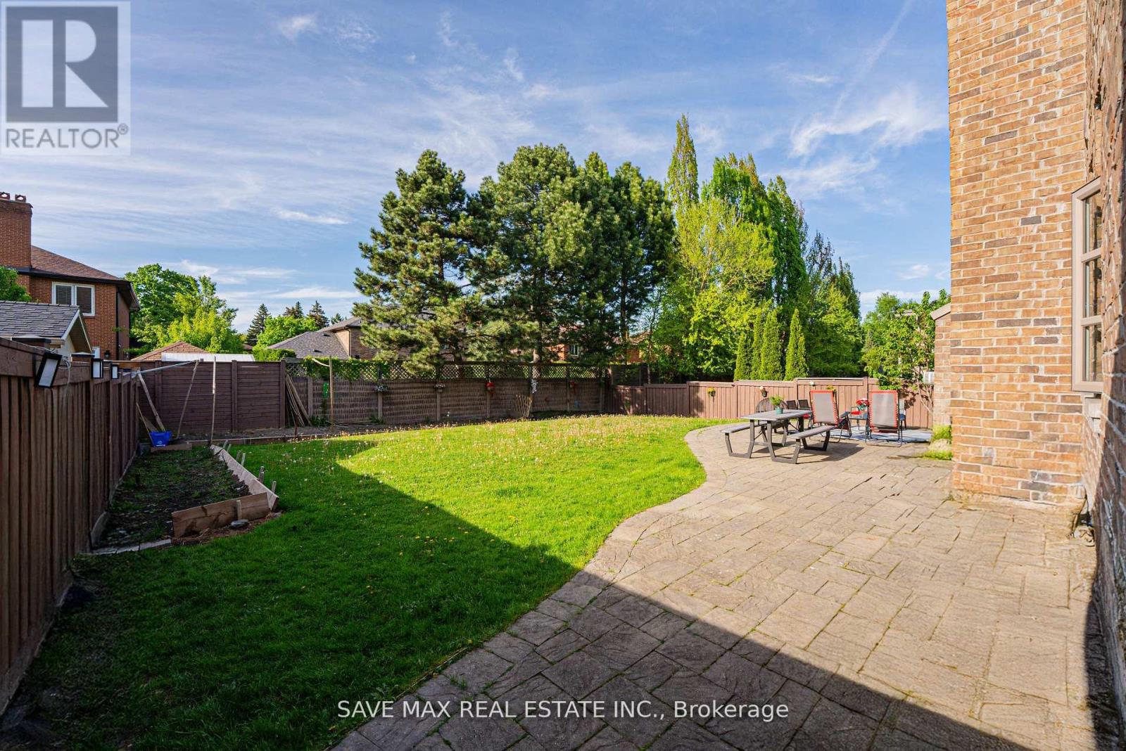 95 Sarracini Crescent, Vaughan, Ontario  L4L 3S9 - Photo 46 - N12314027