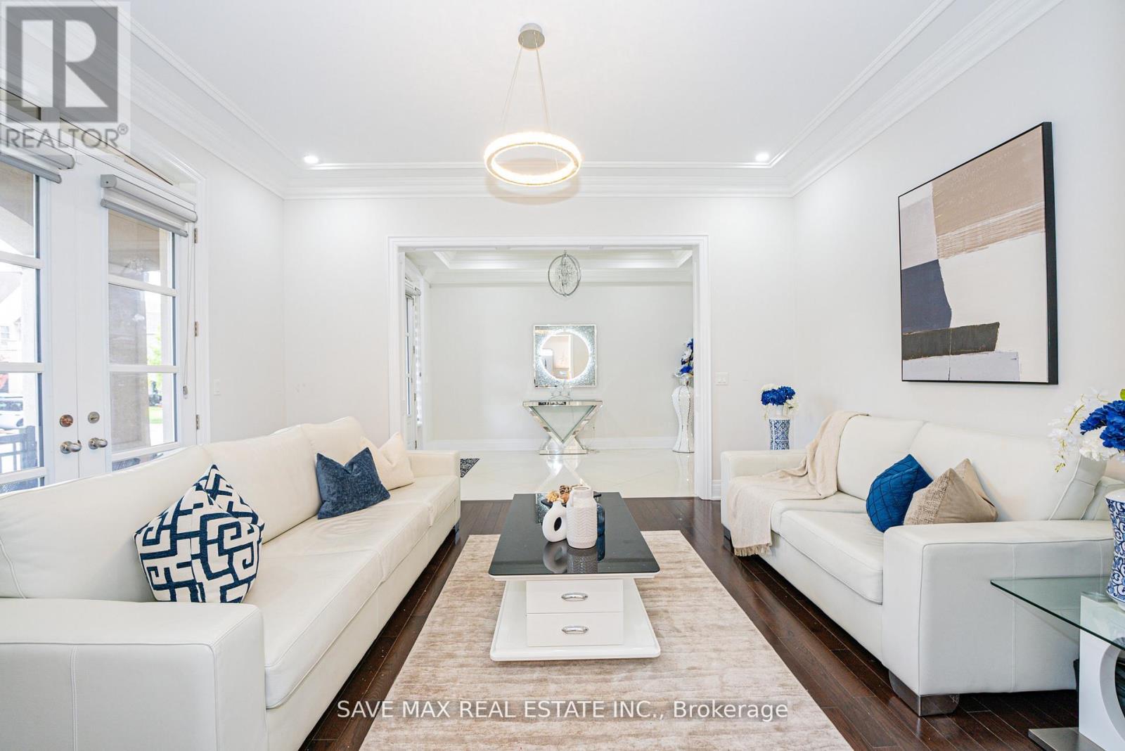 95 Sarracini Crescent, Vaughan, Ontario  L4L 3S9 - Photo 7 - N12314027